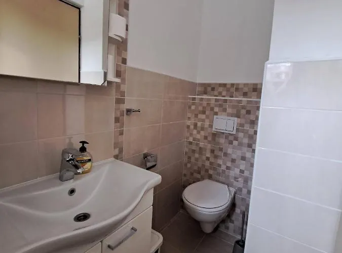 Ana Apartamento Rab Town