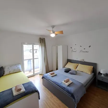 Ana Apartment Rab Town