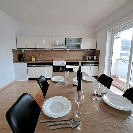 Apartment Ana Rab Town