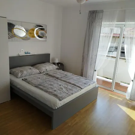 Apartman Ana Rab Town
